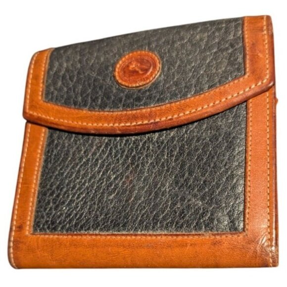 Dooney & Bourke Wallet Leather with Coin Section *READ - Picture 1 of 4